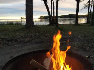 Glenrock Cottages and Trailer Park
