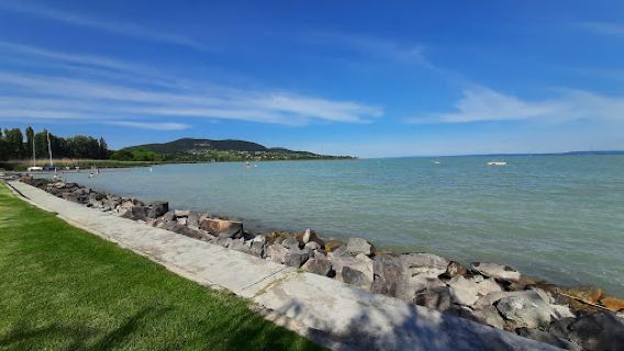 Badacsonytomaj Beach