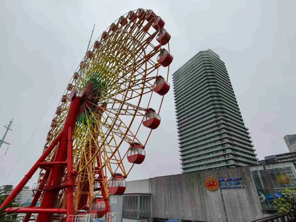 4_Mosaic Big Ferris Wheel