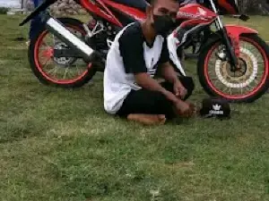 Lapangan Lodo Desa Sawe