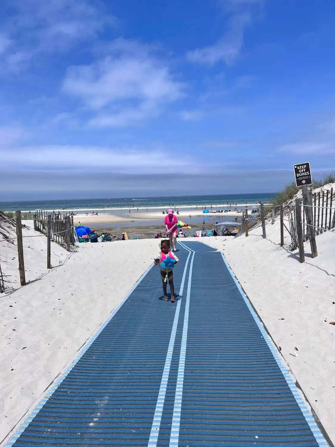 Hotels near Mayflower Beach