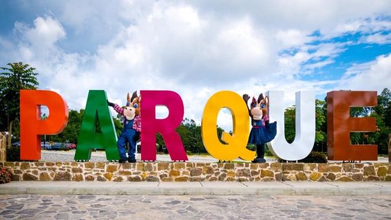 Pony Parque Hotel Mesa de Los Santos