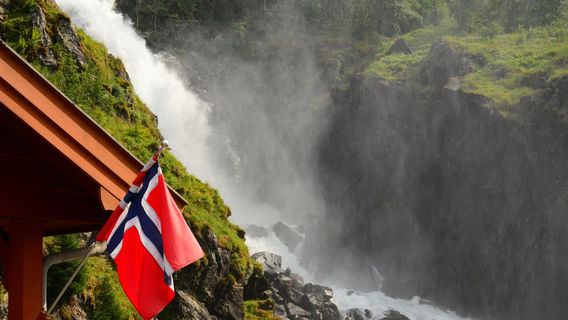 Låtefossen Waterfall