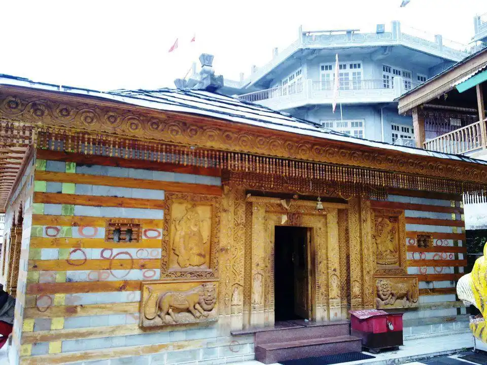 Hotels near Jagannathi Temple