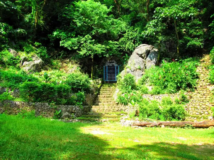 Hotels near Mystical Cave