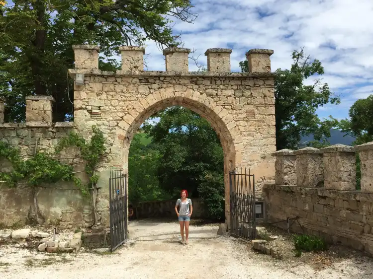 Hotels in Castelraimondo