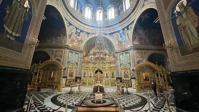 Hotels near Metropolitan Cathedral of Christ's Nativity
