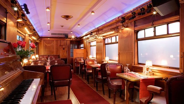 Theater Train at Rouf