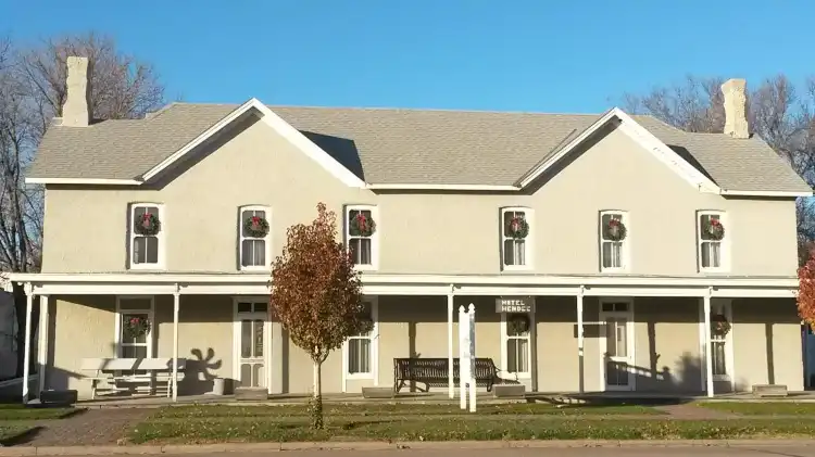 Hotels in Cozad