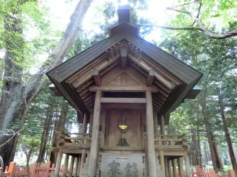 鑛霊神社周辺のホテル