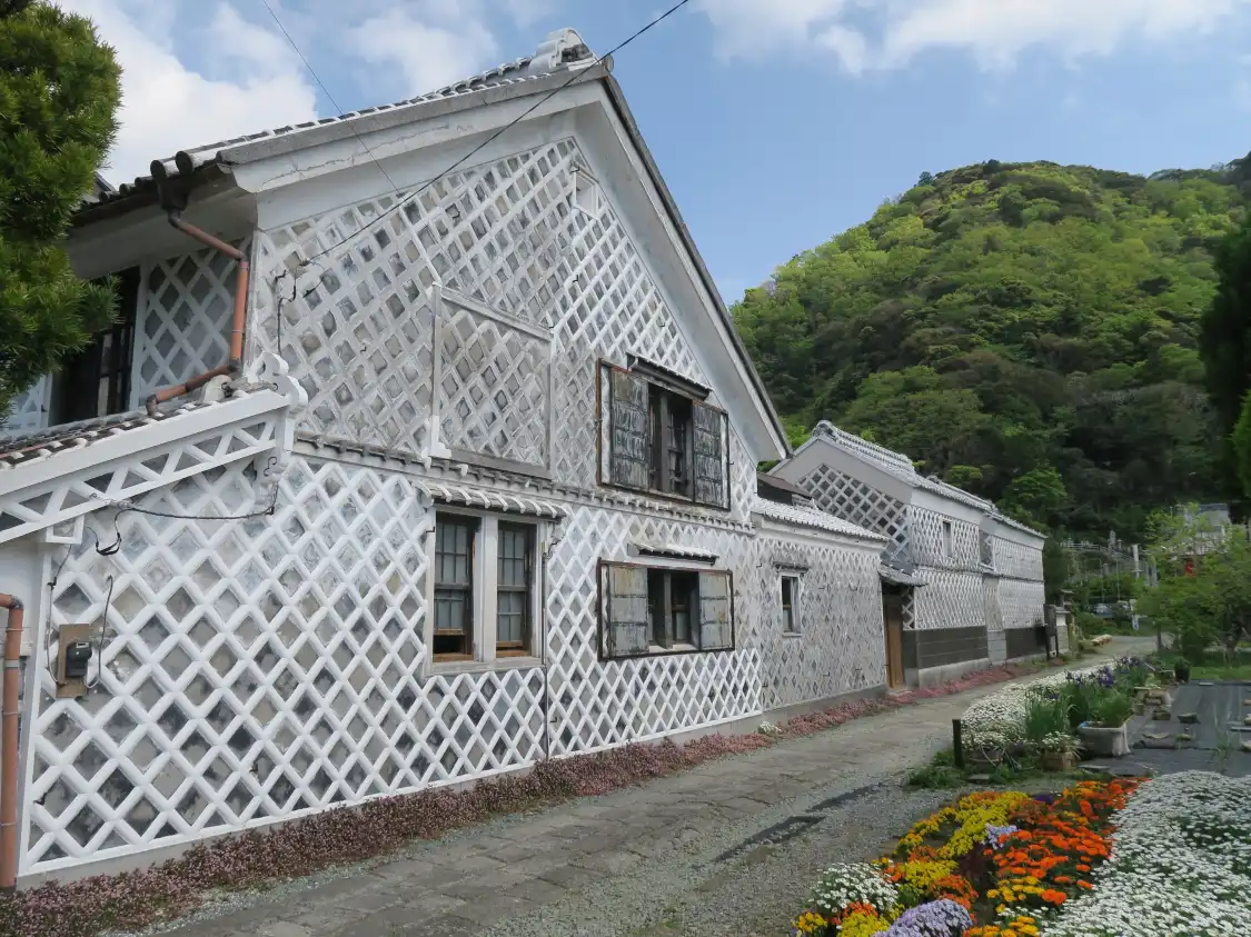 Hotels near Birthplace of Kondo Heizaburo