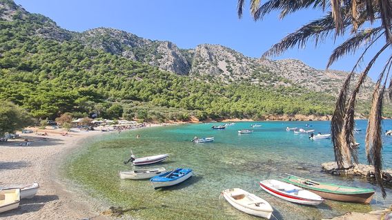 Mourtia Beach