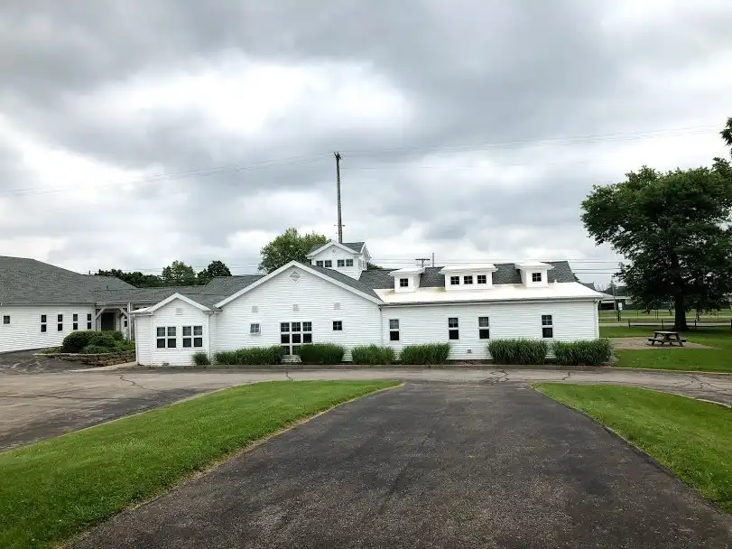 Hotels near Mill Creek MetroParks Farm
