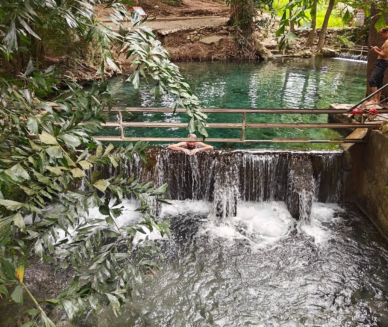 Hotels near Ban Tha Chang Spring