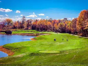 Crumpin-Fox Club : 18 Hole Golf Course Bernardston, MA