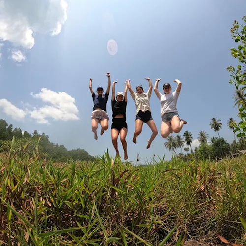 Yamee Village Kayaking Kohyaoyai