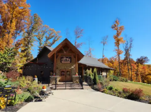 Hard Truth Distilling Co.