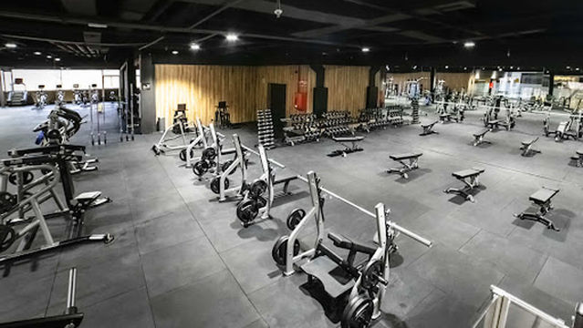 Gimnasio Sparta Sport Center Cuenca - Centro Comercial