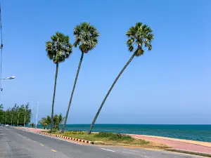 Three Palm Trees, Pranburi