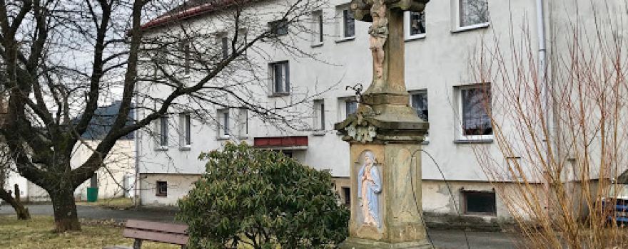 Pískovcový kříž