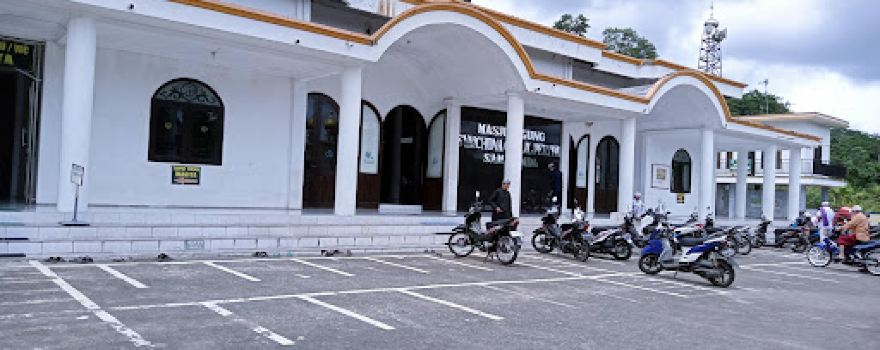 Masjid Agung Syaichona Cholil Pertiwi