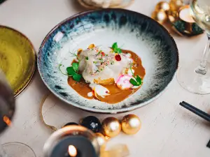 UMAMI by Han Den Haag