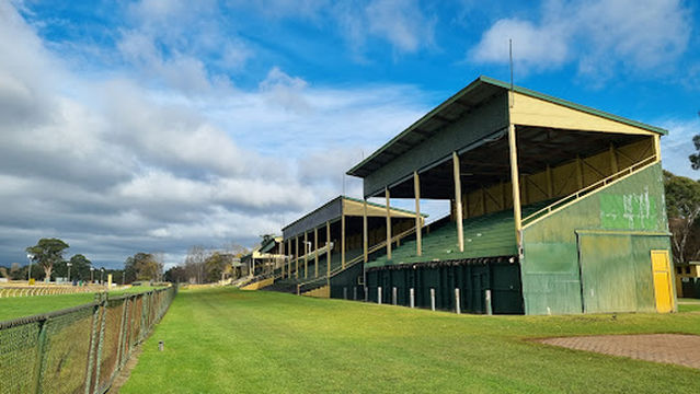 Oakbank Racing Club