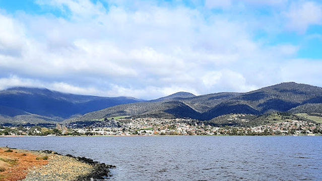 Montrose Foreshore Community Park