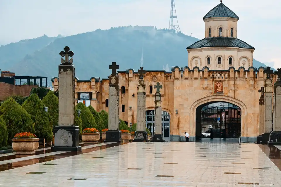 3_Holy Trinity Cathedral of Tbilisi