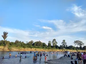 PANTAI TELUK BARAK