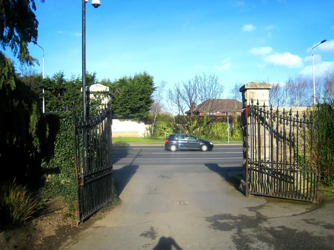 Hotels near Marlay Park