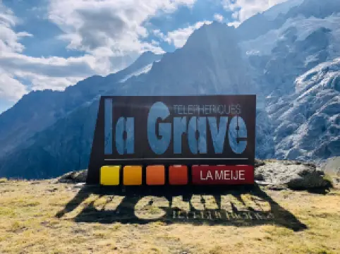 Glacier cable car of Meije