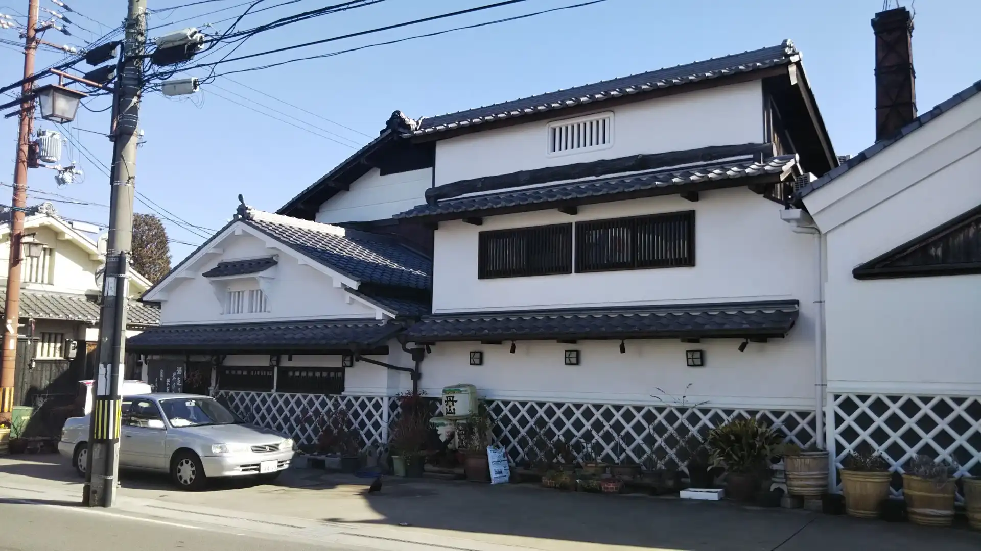 Hotels near Kameyama Castle Town