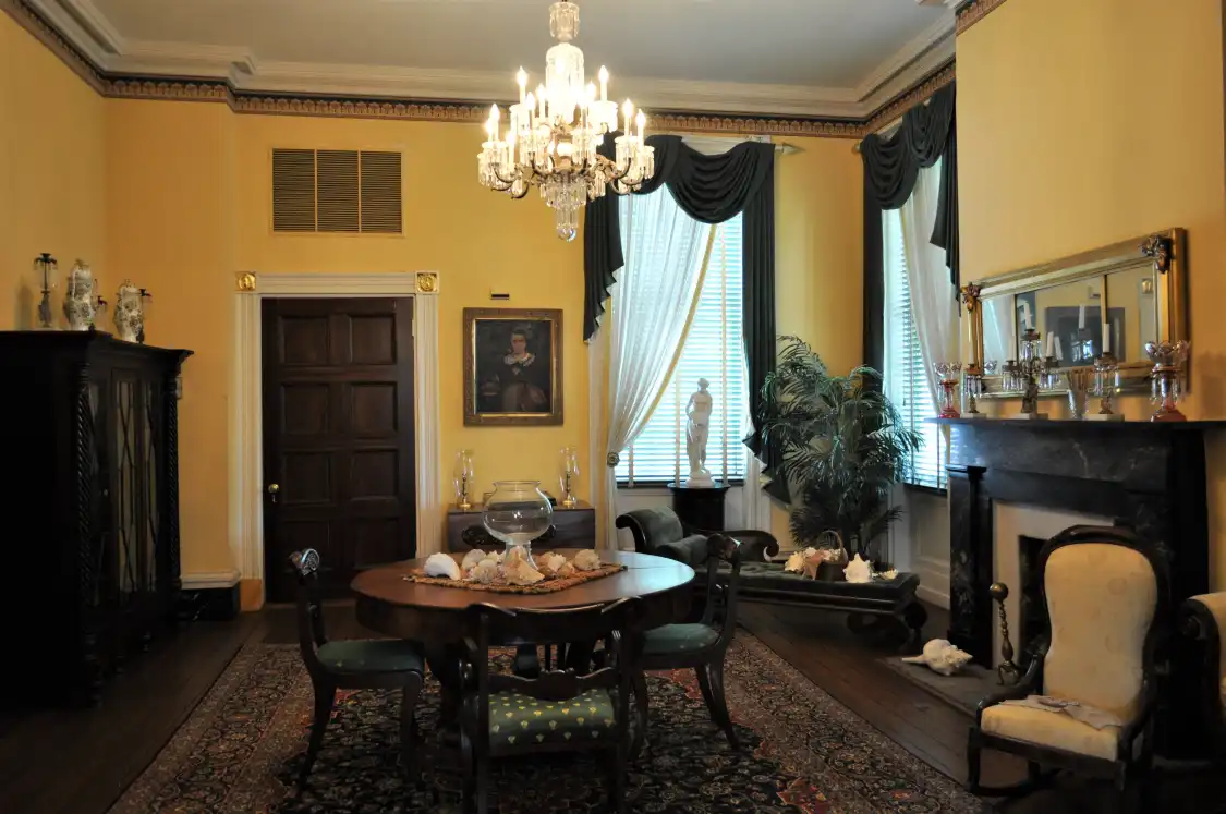 Riddick's Folly House Museum 주변 호텔