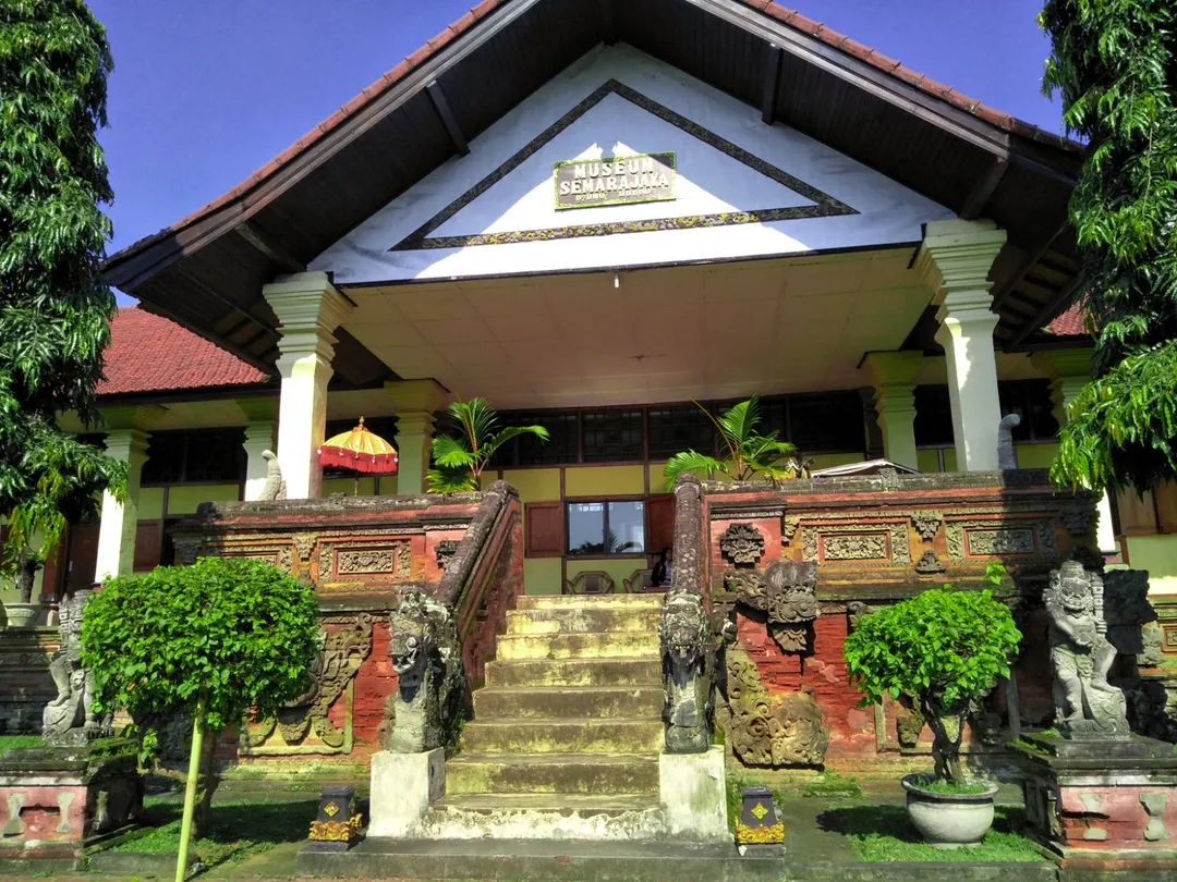 3_Semarajaya博物館