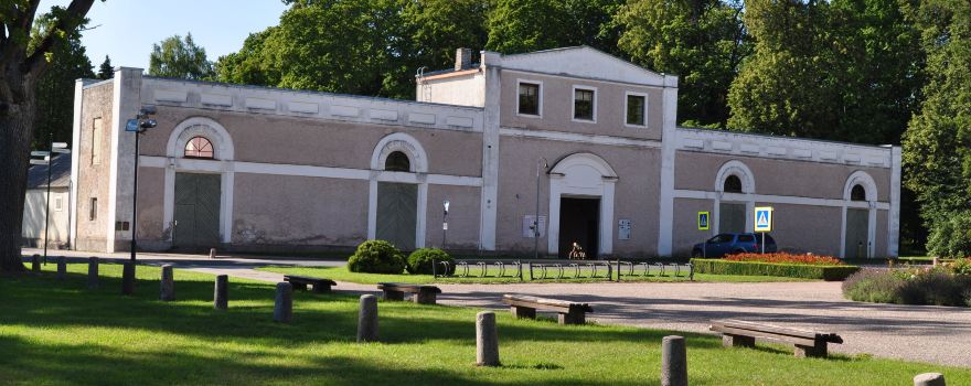 Tõstamaa manor