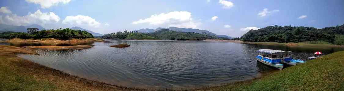 Hotels near Anayirankal Dam