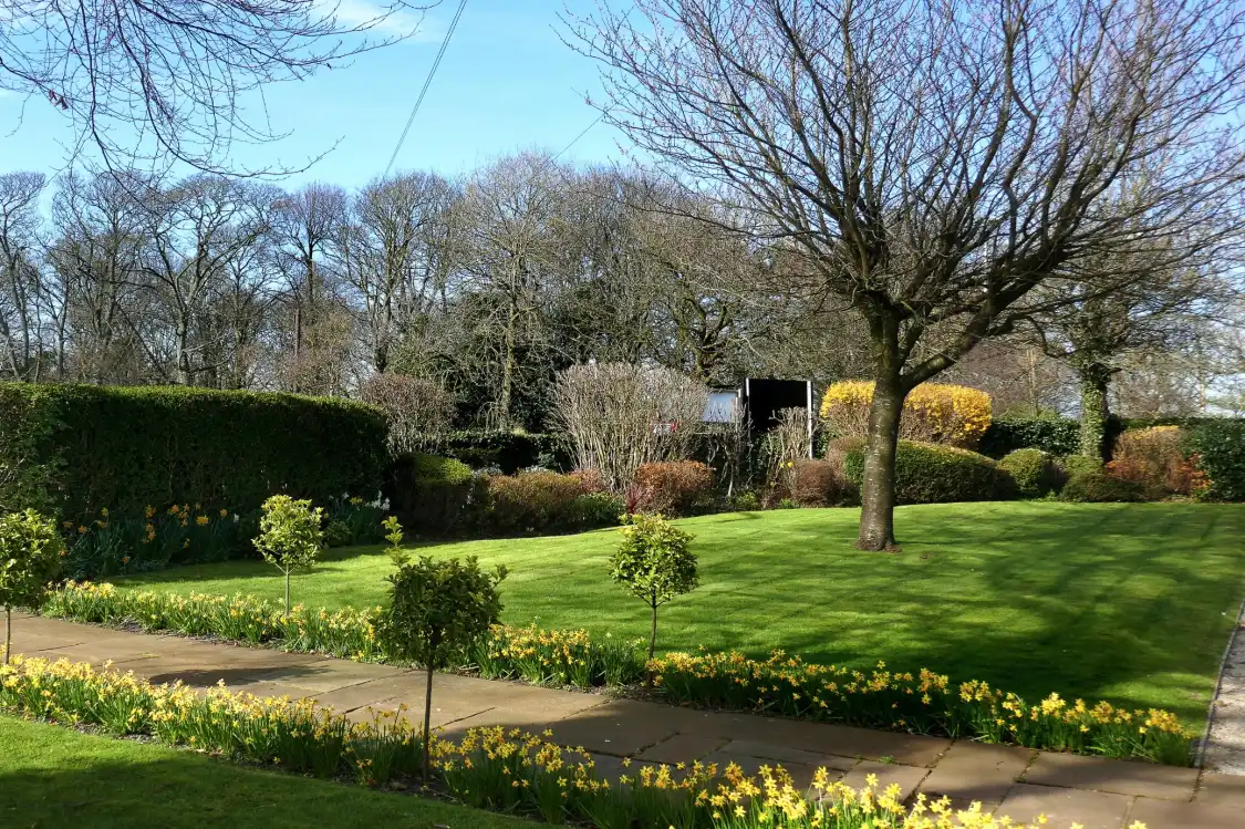 Các khách sạn gần Helena Thompson Museum