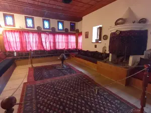 Metsovo Folk Art Museum (Tossizza Mansion)