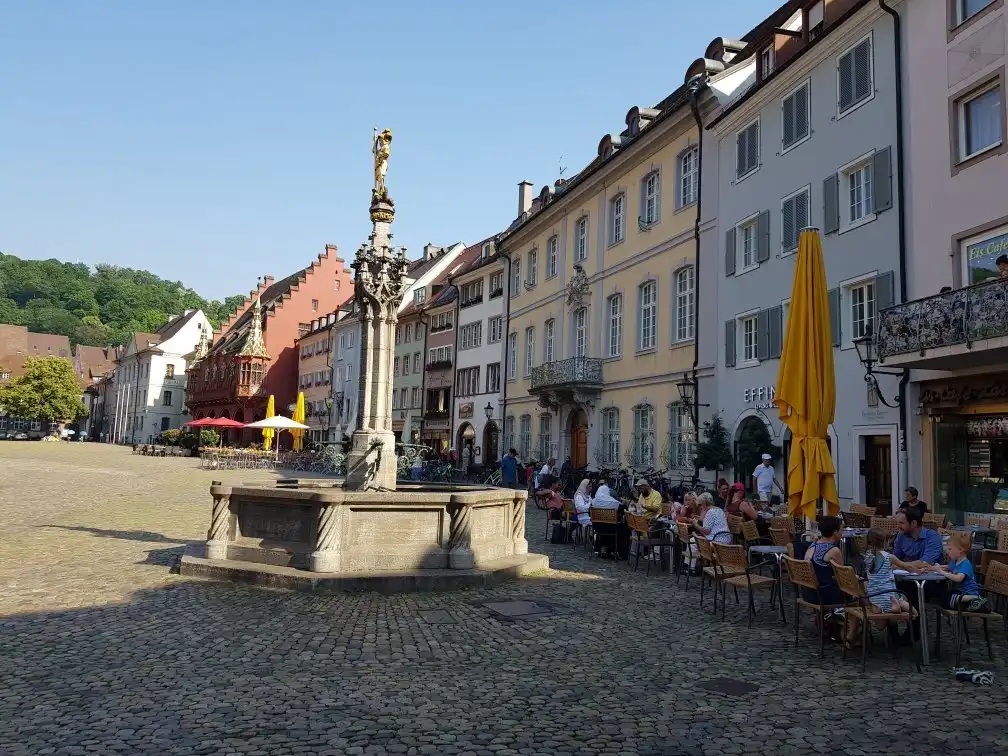 Hotel in zona Fischbrunnen