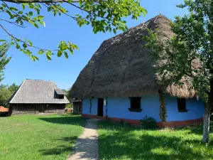 Oas Village Museum