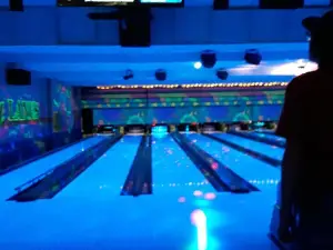 Holiday Lanes