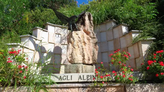 Monumento agli Alpini