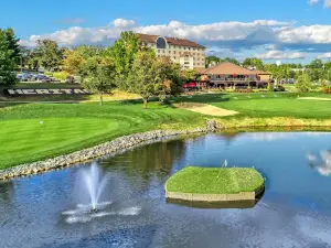 Mini Golf & Ice Cream Shoppe at Heritage Hills