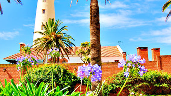 Plaza del Faro