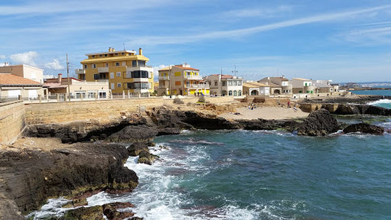 Club Nautico Cala Gamba