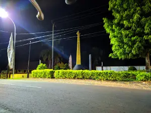 Tugu Pahlawan Takalala