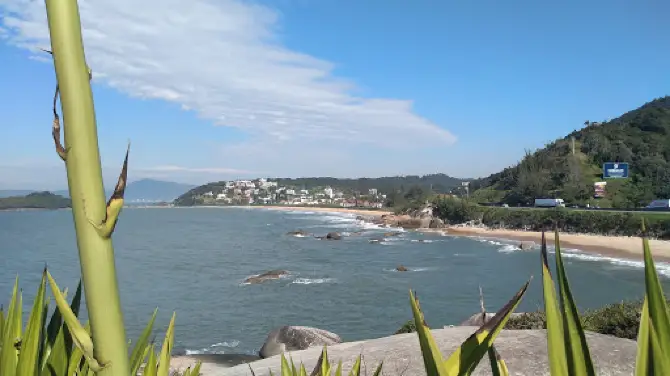 Praia da Ilhota