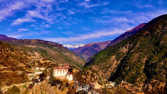Lhuentse Dzong