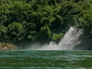 Embalse Amaní
